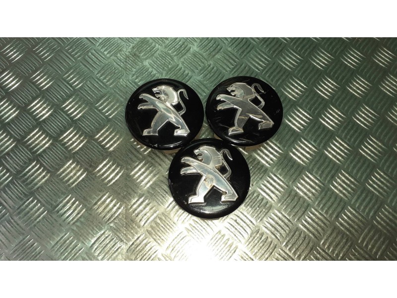 Recambio de tapacubos para peugeot 208 (p2) referencia OEM IAM 9672558477 9806697577 3 TAPAS