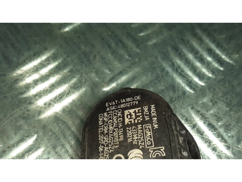 Recambio de sensor presion para ford ecosport (cr6) referencia OEM IAM EV6T1A180DE RUEDA FOMOCO