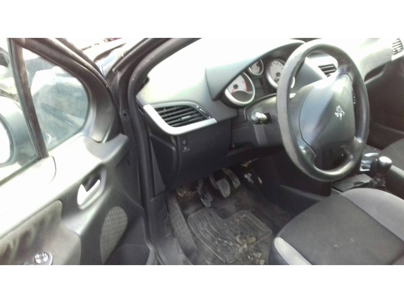 peugeot 207 del año 2007