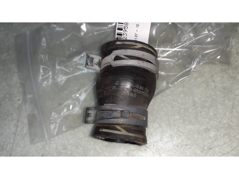 Recambio de tubo para audi a4 ber. (b8) basis referencia OEM IAM 03L122157AA  