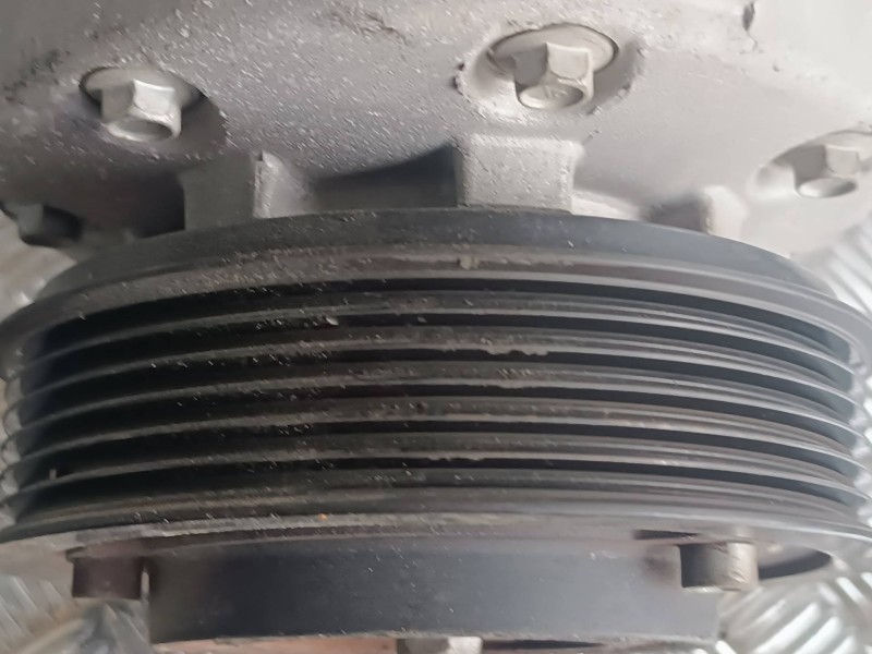 Recambio de compresor aire acondicionado para seat leon (1p1) referencia OEM IAM 8FK351322741 BEHR 2 PINES