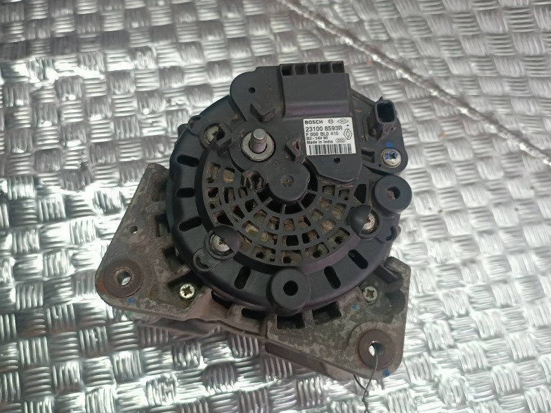 Recambio de alternador para renault clio iv referencia OEM IAM 231008593R BOSCH V90
