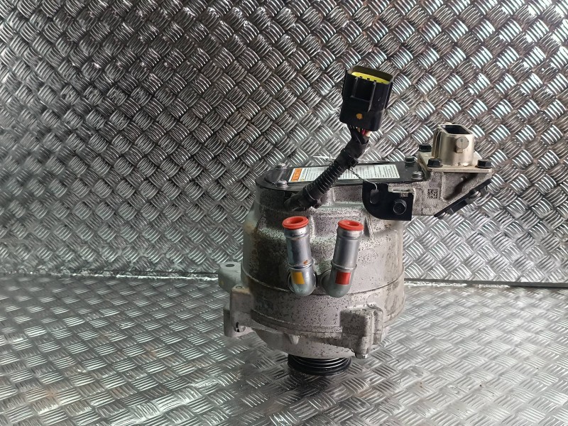 Recambio de alternador para hyundai ioniq 5 5 referencia OEM IAM 3739003900  10+3 PINES