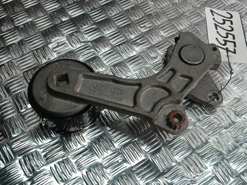 Recambio de tensor correa auxiliar para hyundai ioniq 5 5 referencia OEM IAM 2528103HA0  