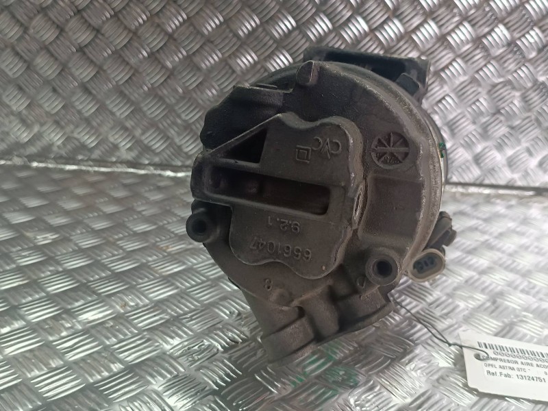 Recambio de compresor aire acondicionado para opel astra gtc referencia OEM IAM 13124751 DELPHI 2 PINES