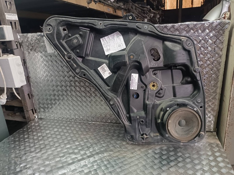 Recambio de elevalunas trasero izquierdo para volkswagen tiguan (5n1) country referencia OEM IAM 5N0839729F  ELECTRICO