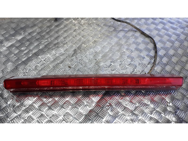 Recambio de piloto trasero central para mitsubishi eclipse cross referencia OEM IAM   2 PINES