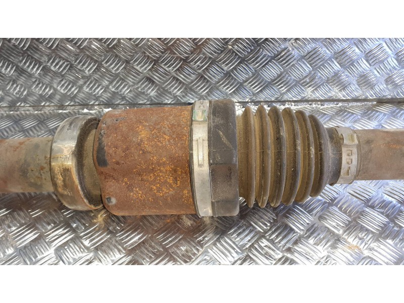 Recambio de transmision delantera derecha para ford focus lim. (cb8) referencia OEM IAM AV613B436CD  FOMOCO