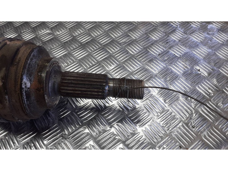 Recambio de transmision delantera derecha para renault clio iv referencia OEM IAM 391009101R  