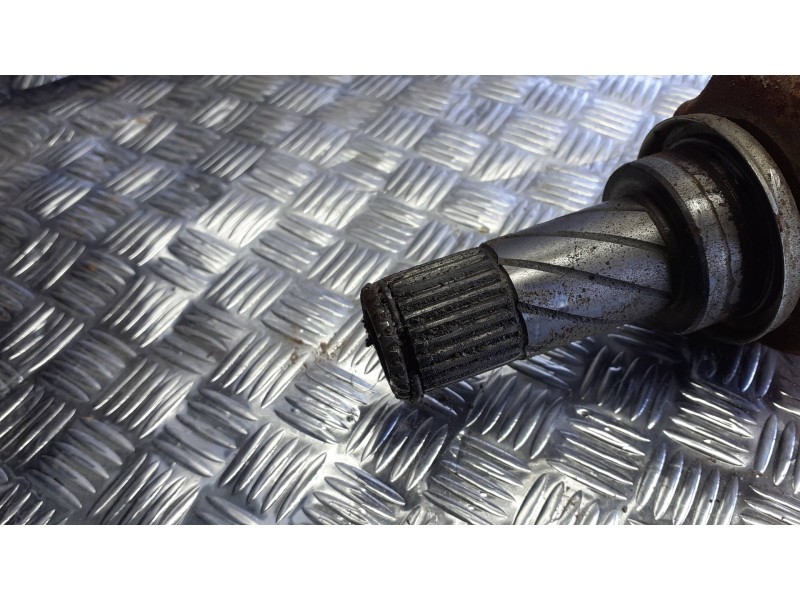 Recambio de transmision delantera derecha para renault clio iv referencia OEM IAM 391009101R  