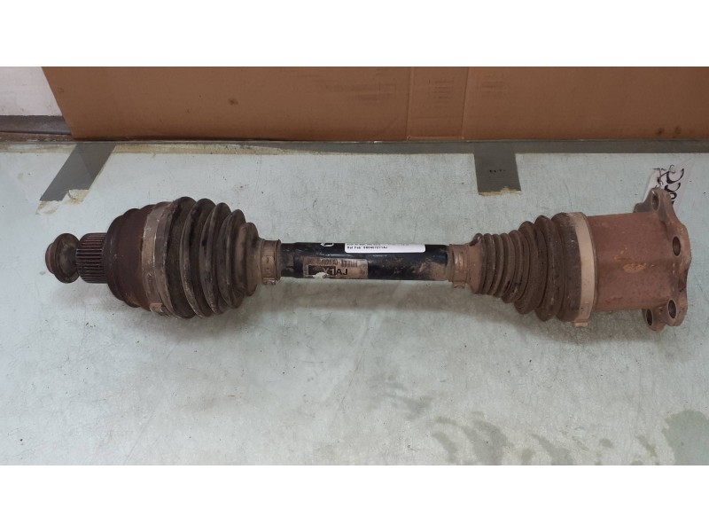 Recambio de transmision delantera derecha para audi a4 ber. (b8) basis referencia OEM IAM 8K0407271AJ Y1AJ 10260456C