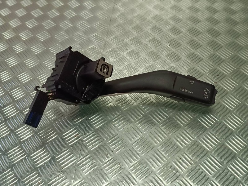 Recambio de mando limpia para seat leon (1p1) referencia OEM IAM 1K0953519A  