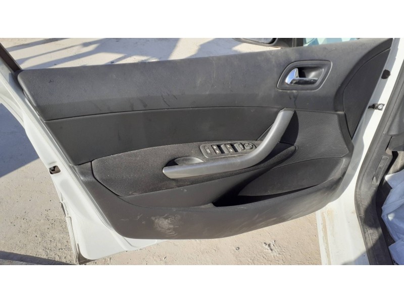 peugeot 308 sw del año 2012