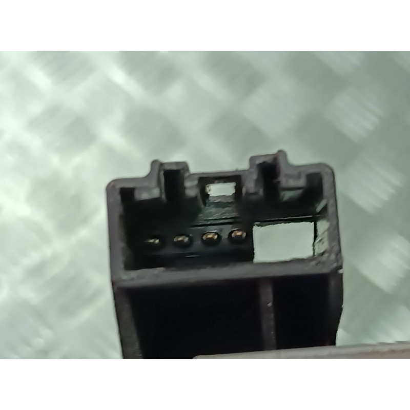 Recambio de cerradura maletero / porton para ford focus lim. (cb8) referencia OEM IAM 8M51R442A66DB 4 PINES 01041155004