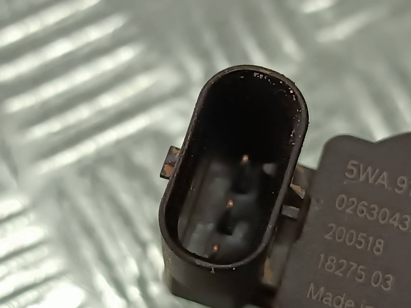 Recambio de sensor aparcamiento delantero para seat leon (kl1) referencia OEM IAM 5WA919275A  3 PINES