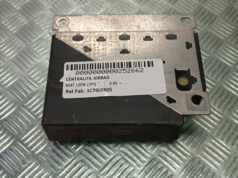 Recambio de centralita airbag para seat leon (1p1) referencia OEM IAM 3C0909605  07H026S2421