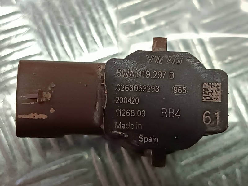 Recambio de sensor aparcamiento delantero para seat leon (kl1) referencia OEM IAM 5WA919275  3 PINES