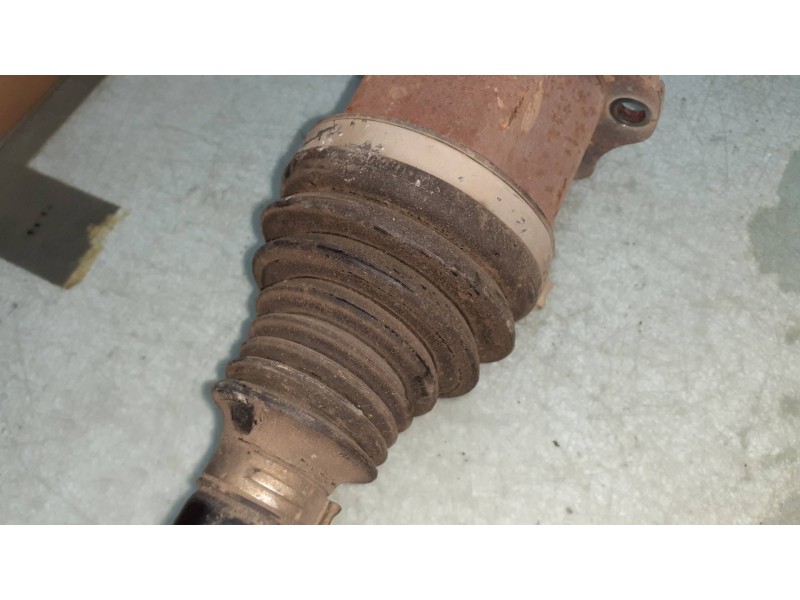 Recambio de transmision delantera derecha para audi a4 ber. (b8) basis referencia OEM IAM 8K0407271AJ Y1AJ 10260456C