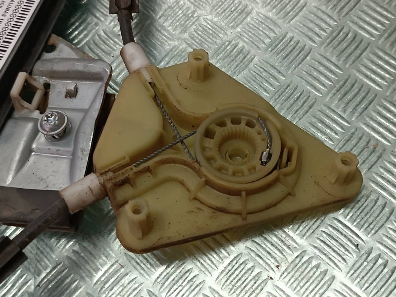 Recambio de elevalunas trasero derecho para seat leon (1p1) referencia OEM IAM   ELECTRICO