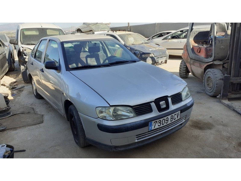 seat cordoba berlina (6k2) del año 2000