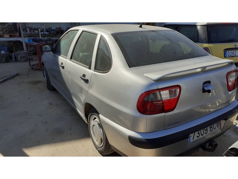 seat cordoba berlina (6k2) del año 2000