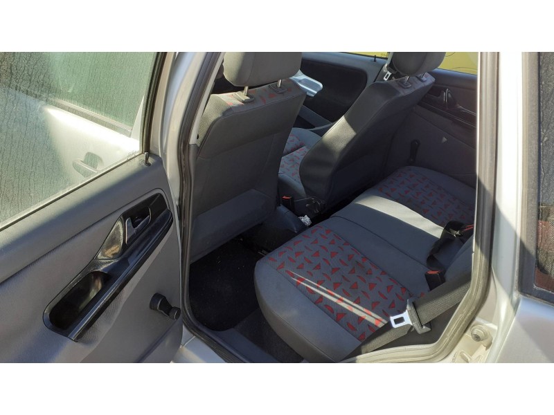 seat cordoba berlina (6k2) del año 2000