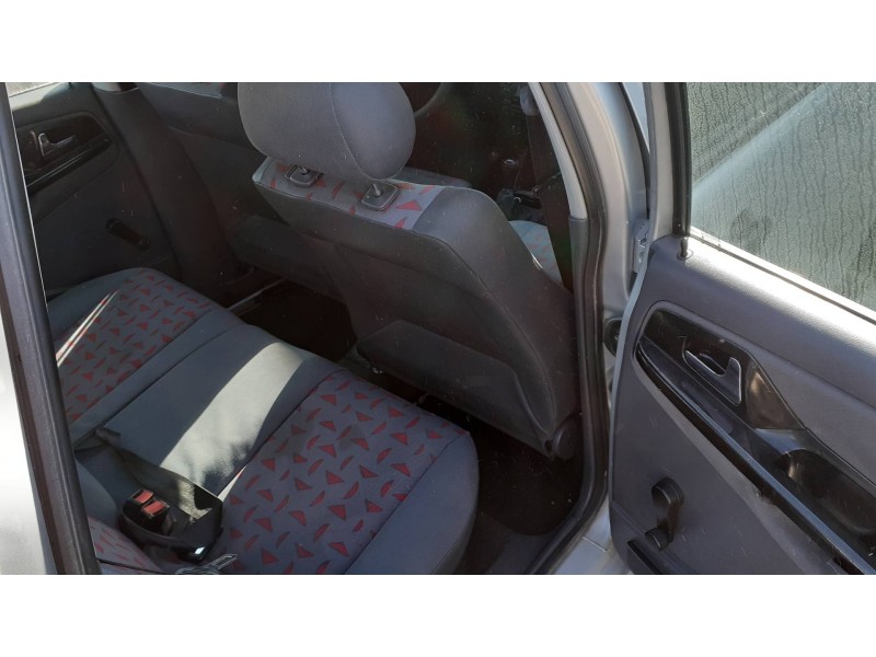 seat cordoba berlina (6k2) del año 2000