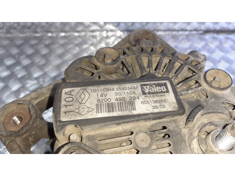 Recambio de alternador para renault megane ii coupe/cabrio referencia OEM IAM 8200495294 VALEO 110A