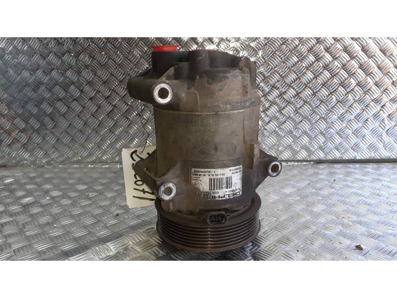 Recambio de compresor aire acondicionado para renault megane ii coupe/cabrio referencia OEM IAM 8200457418  DELPHI