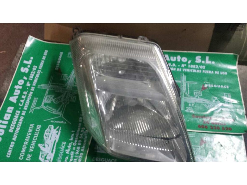 Recambio de faro derecho para citroen c2 collection referencia OEM IAM 9680128180  