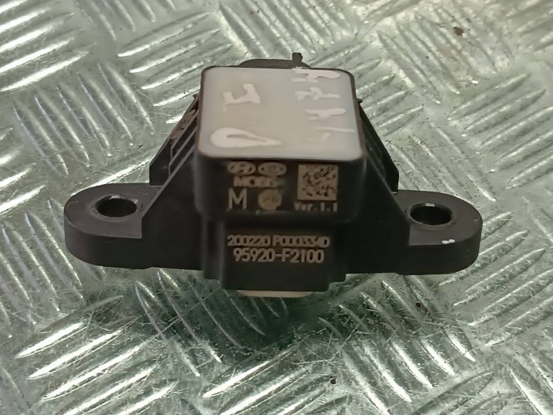 Recambio de sensor para hyundai ioniq 5 5 referencia OEM IAM 95920F2100  CONECTOR 2 PINES