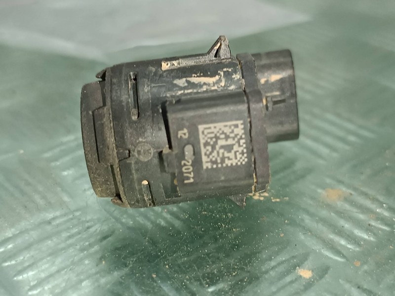 Recambio de sensor aparcamiento delantero para seat leon (kl1) referencia OEM IAM 5WA919275A  3 PINES
