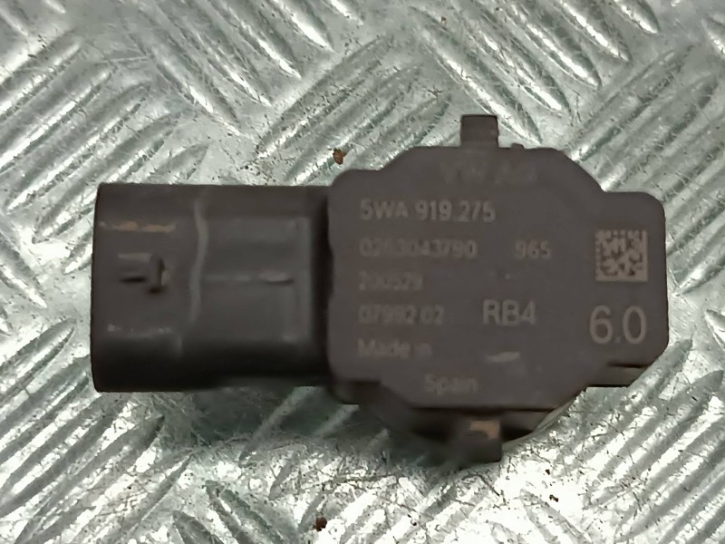 Recambio de sensor aparcamiento delantero para seat leon (kl1) referencia OEM IAM 5WA919275  3 PINES