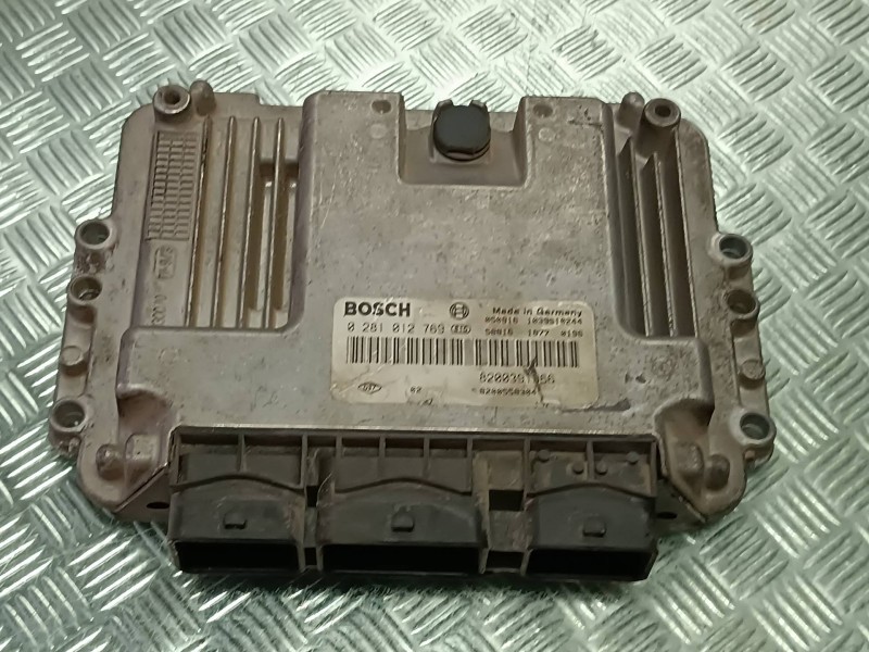 Recambio de centralita motor uce para renault megane ii coupe/cabrio referencia OEM IAM 0281012769  BOSCH