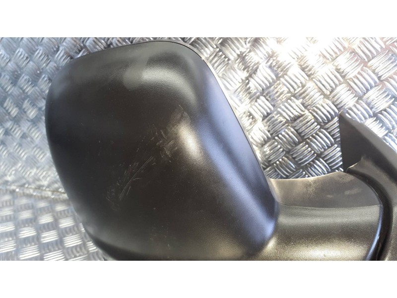 Recambio de retrovisor derecho para citroen berlingo cuadro referencia OEM IAM 232673076  ELECTRICO