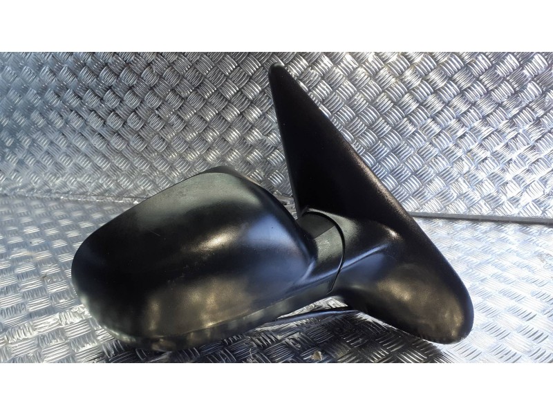 Recambio de retrovisor derecho para seat cordoba berlina (6k2) referencia OEM IAM E9024029  MANUAL