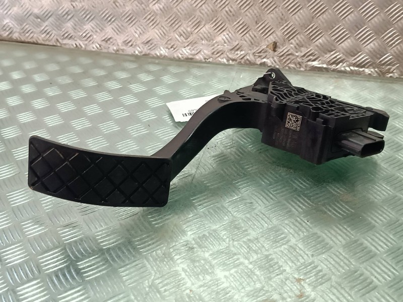 Recambio de potenciometro pedal para seat arona referencia OEM IAM 2Q1723503  6 PINES