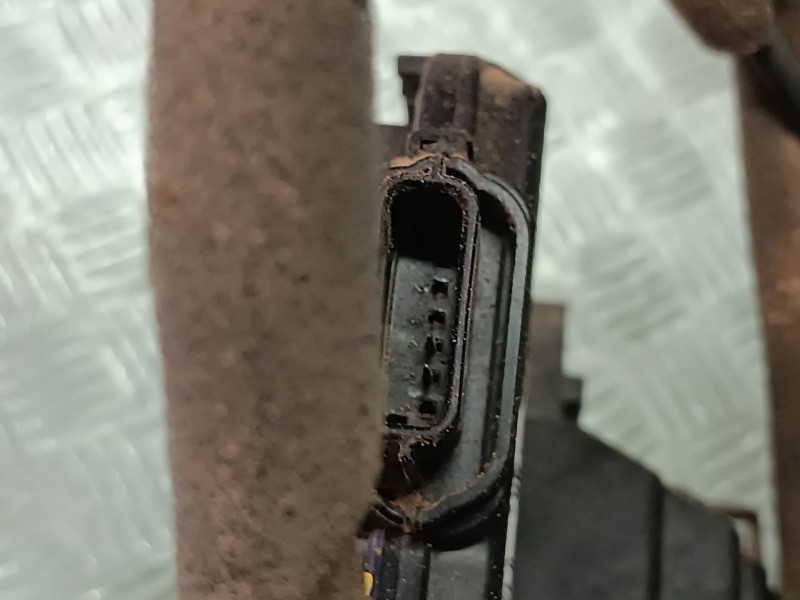 Recambio de cerradura puerta trasera izquierda para nissan micra v (k14) referencia OEM IAM 825015FA0A ELECTRICA 2 PINES