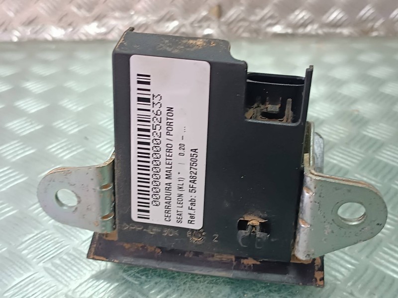 Recambio de cerradura maletero / porton para seat leon (kl1) referencia OEM IAM 5FA827505A  4 PINES