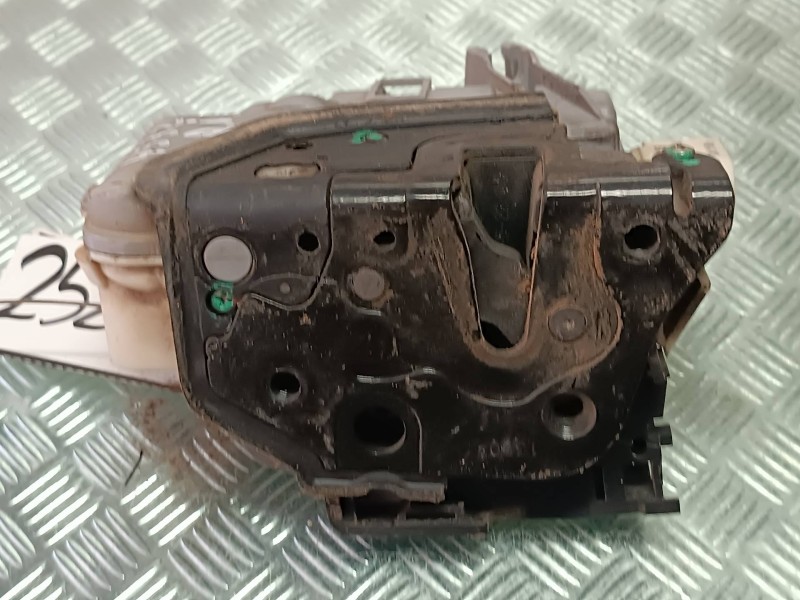 Recambio de cerradura puerta delantera izquierda para seat leon (1p1) referencia OEM IAM 1P1837015 ELECTRICA 9 PINES