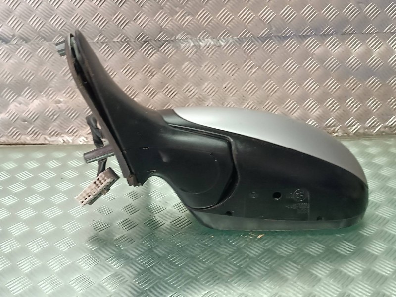 Recambio de retrovisor izquierdo para peugeot 406 berlina (s1/s2) srdt referencia OEM IAM E201  ELECTRICO