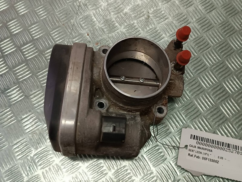 Recambio de caja mariposa para seat leon (1p1) referencia OEM IAM 06F133062  6 PINES