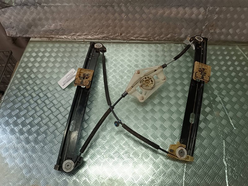 Recambio de elevalunas delantero izquierdo para seat leon (kl1) referencia OEM IAM 5FA837461A ELECTRICO SE38004S