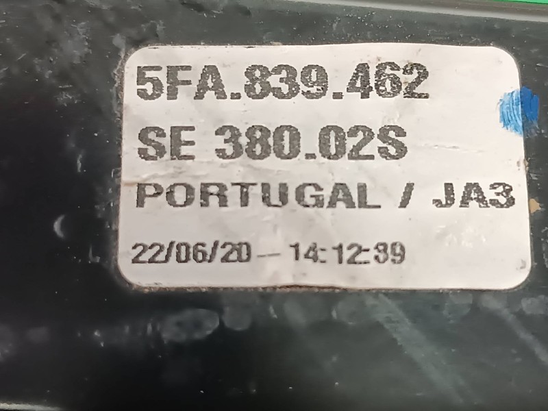 Recambio de elevalunas trasero derecho para seat leon (kl1) referencia OEM IAM 5FA839462 ELECTRICO SE38002S