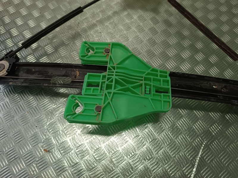 Recambio de elevalunas trasero derecho para seat leon (kl1) referencia OEM IAM 5FA839462 ELECTRICO SE38002S