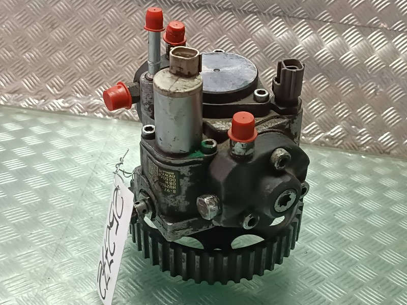 Recambio de bomba inyeccion para opel meriva blue line referencia OEM IAM 8973138624  DENSO