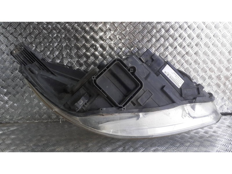 Recambio de faro izquierdo para ford focus lim. (cb8) referencia OEM IAM F1EB13W030CB  10 PINES