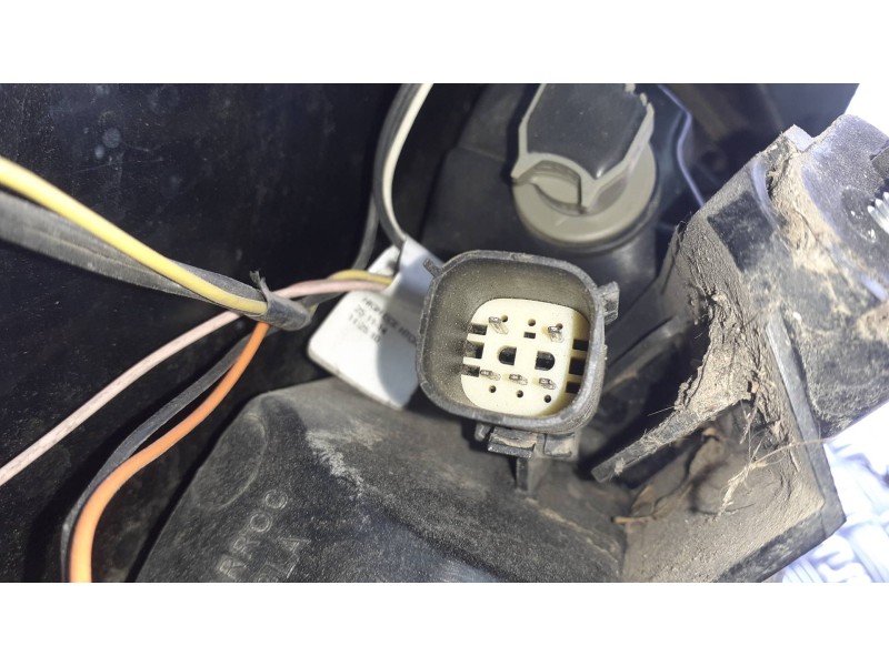 Recambio de piloto trasero derecho para ford focus lim. (cb8) referencia OEM IAM F1EB13404CF  5 PINES