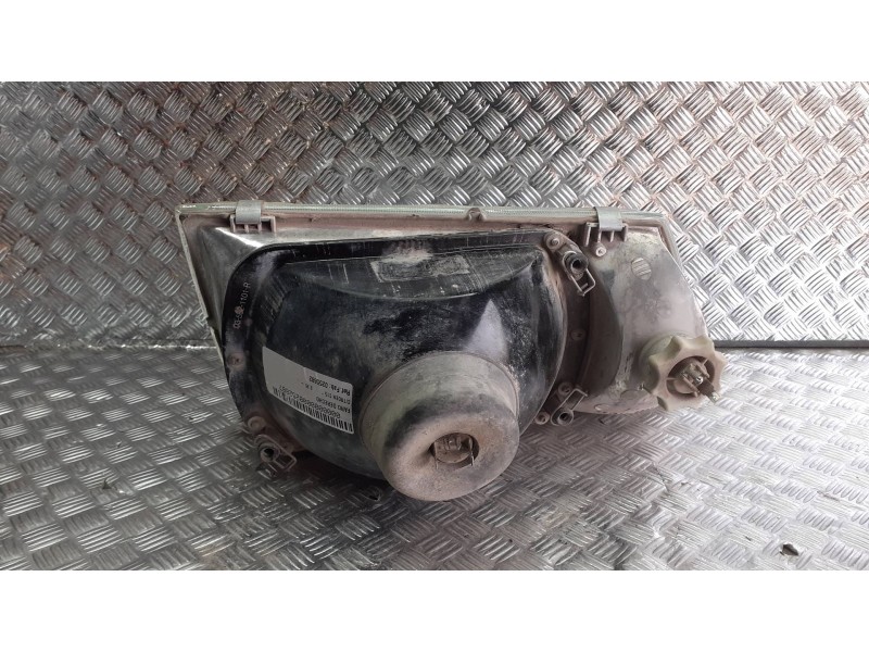Recambio de faro derecho para citroen c15 referencia OEM IAM 0255682  3 PINES