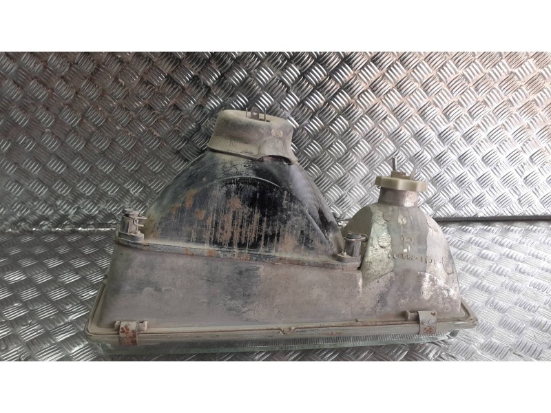 Recambio de faro derecho para citroen c15 referencia OEM IAM 0255682  3 PINES